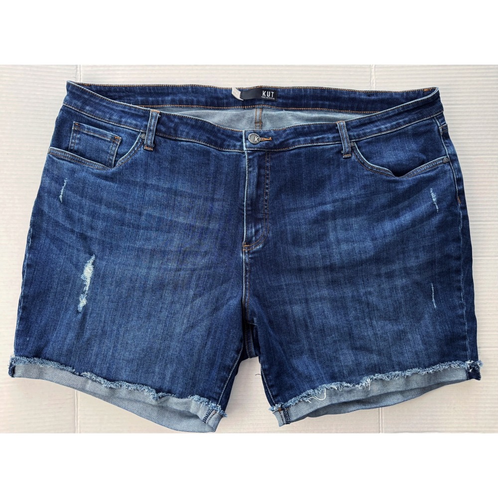 Kut from the Kloth Catherine Boyfriend jean denim Shorts Dark Distressed 24W